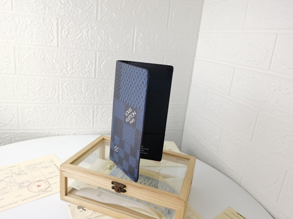 LVコピーウォレット背面デザイン